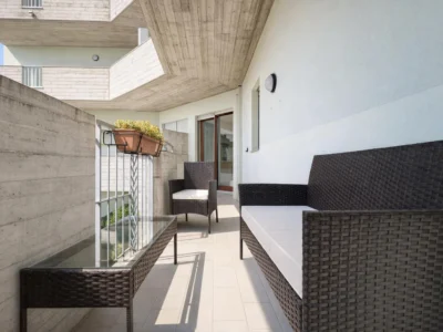 Trilocale con balcone vista montagne